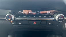 Mazda 3 2.5 e-Skyactiv G MHEV [140] Exclusive-Line 5dr Petrol Hatchback